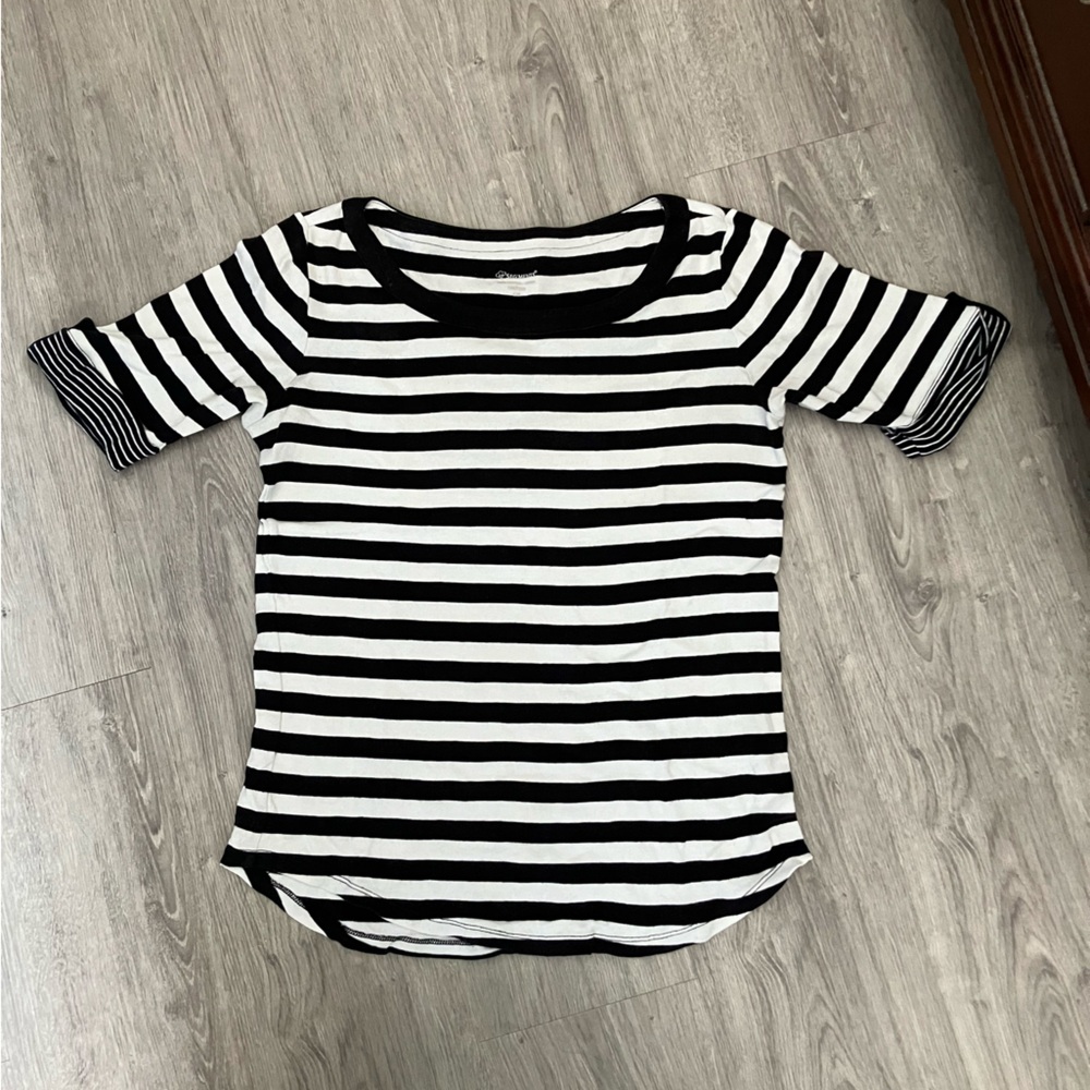2/$20 Cotton black and white striped shirt